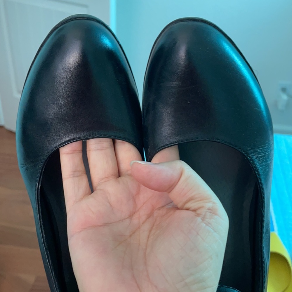 Shoes - Picture 4 of 4